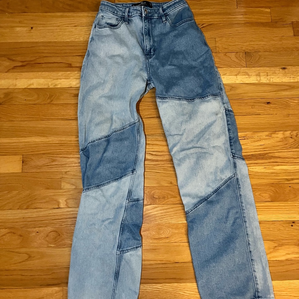 Hollister Jeans SIZE 3/26W
